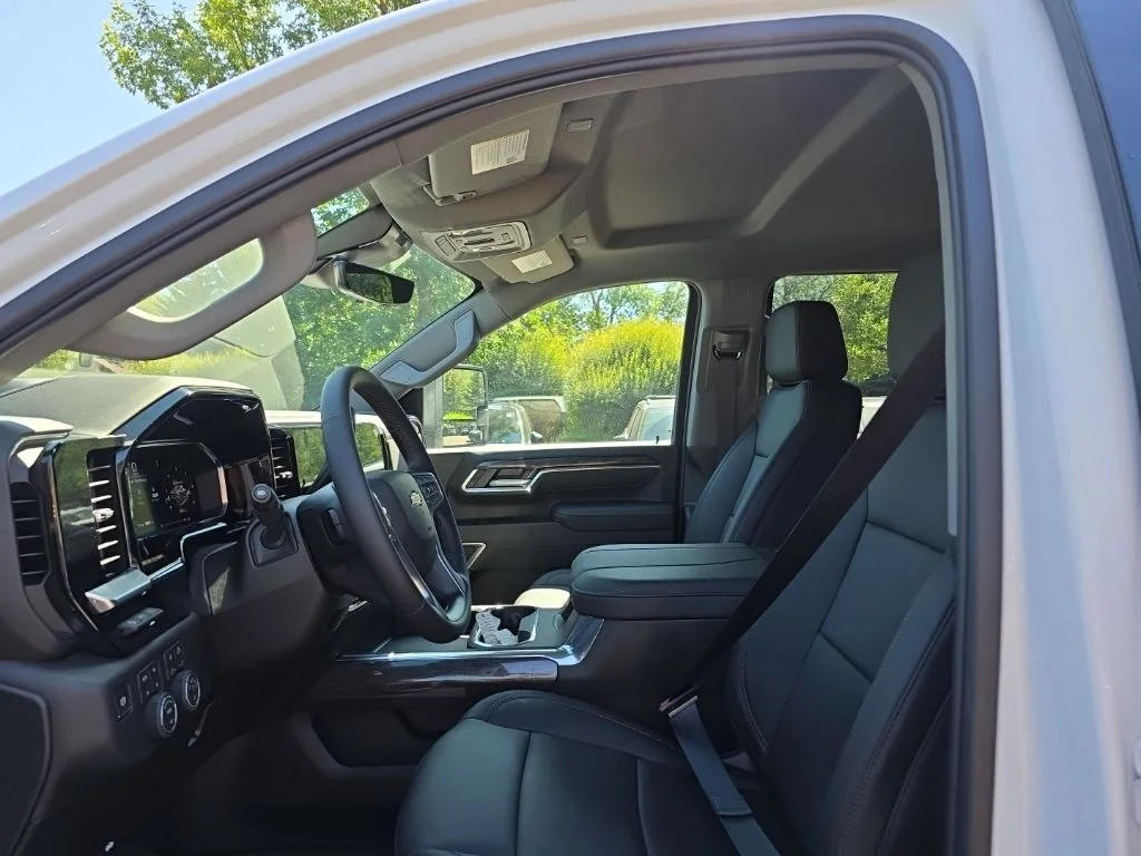 2026 Chevrolet Silverado 3500HD LTZ - Photo 11