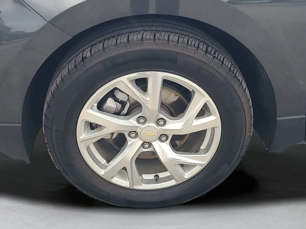 Used 2019 NIGHTFALL GRAY METALLIC Chevrolet LT image 10