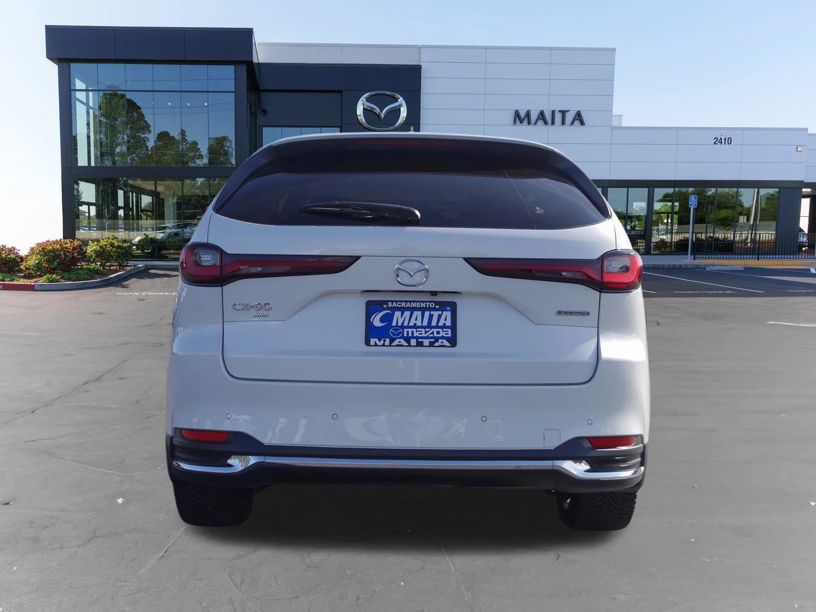 Certified Used 2024 Rhodium White Premium Mazda Premium image 5