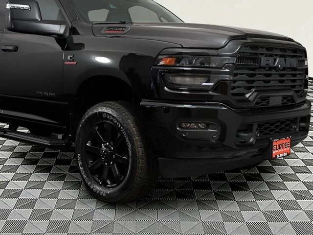 New 2026 Diamond Black Crystal Pearl-Coat Exterior Paint RAM Big Horn image 50