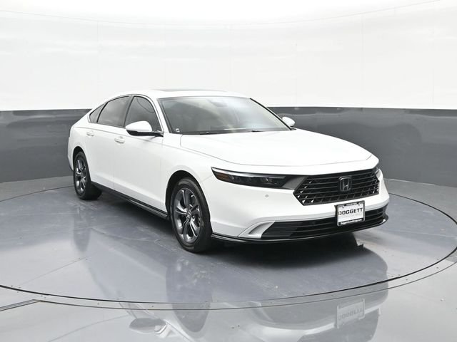 Used 2024 Platinum White Pearl Honda EX-L image 22