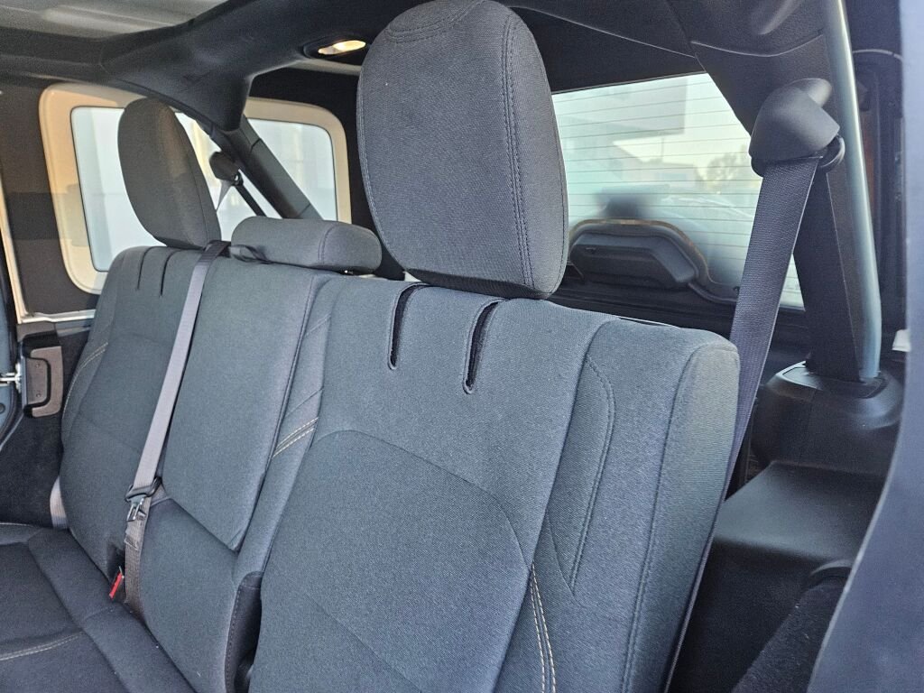 Used 2024 Anvil Clear Coat Jeep Sport S 4xe image 16