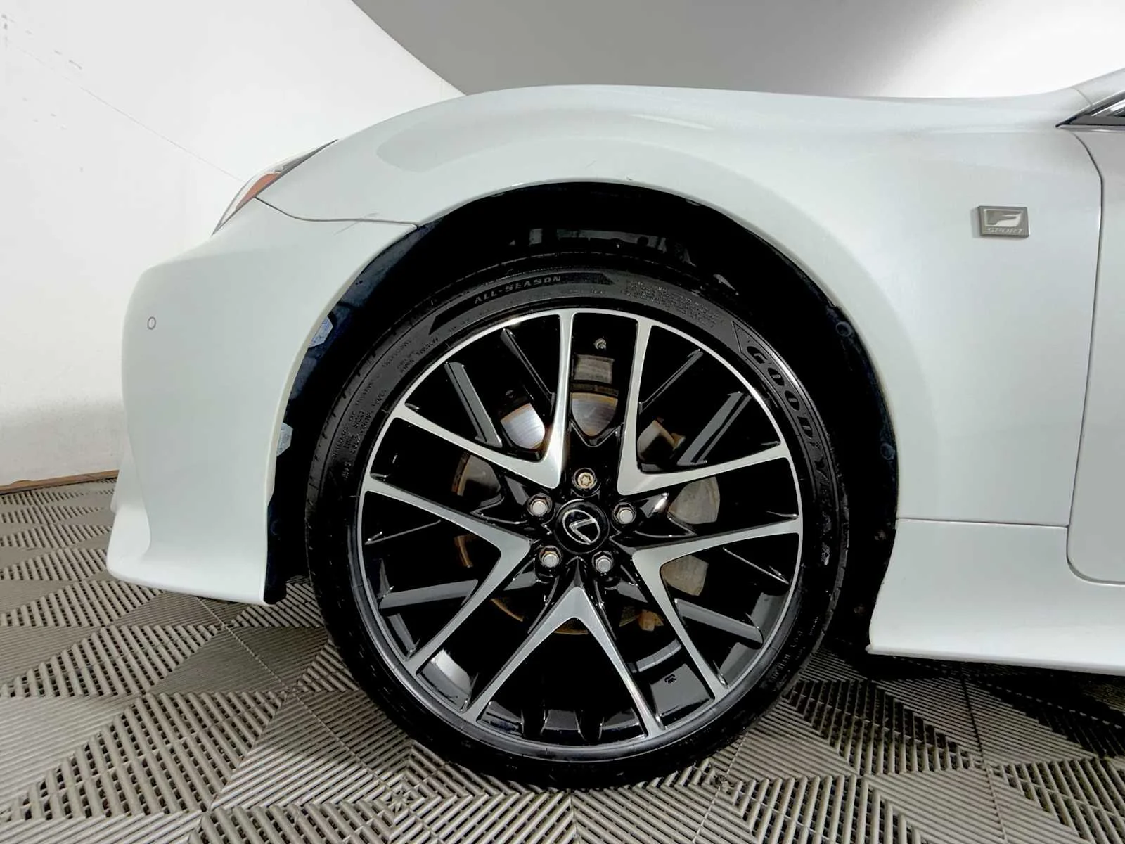 Used 2017 Ultra White Lexus  image 8