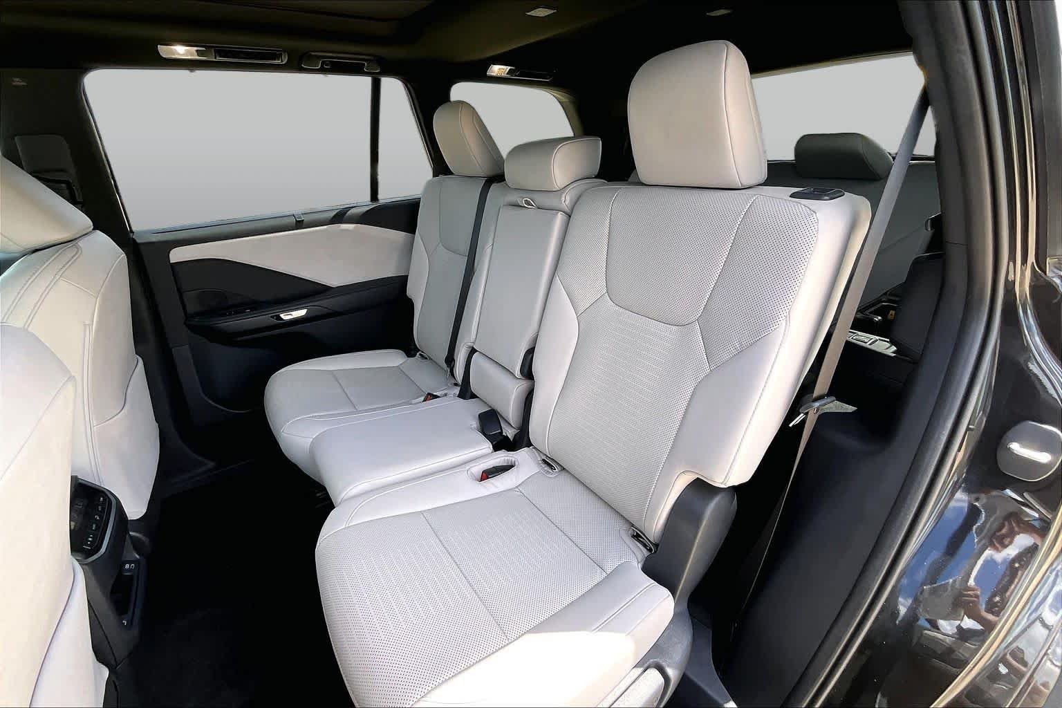 Certified Used 2026 CAVIAR Lexus Premium image 21