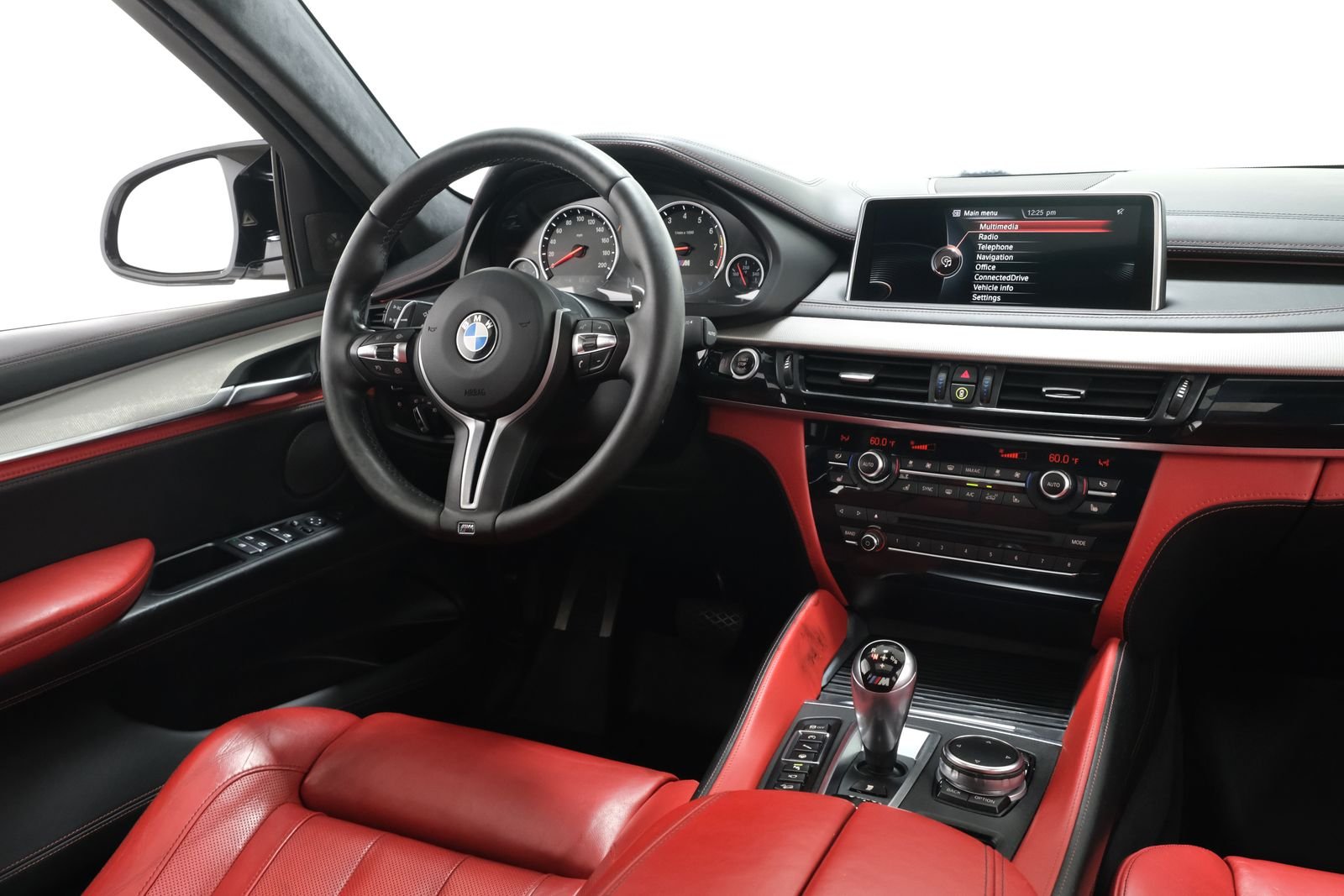 Used 2016 White Metallic BMW Base image 9