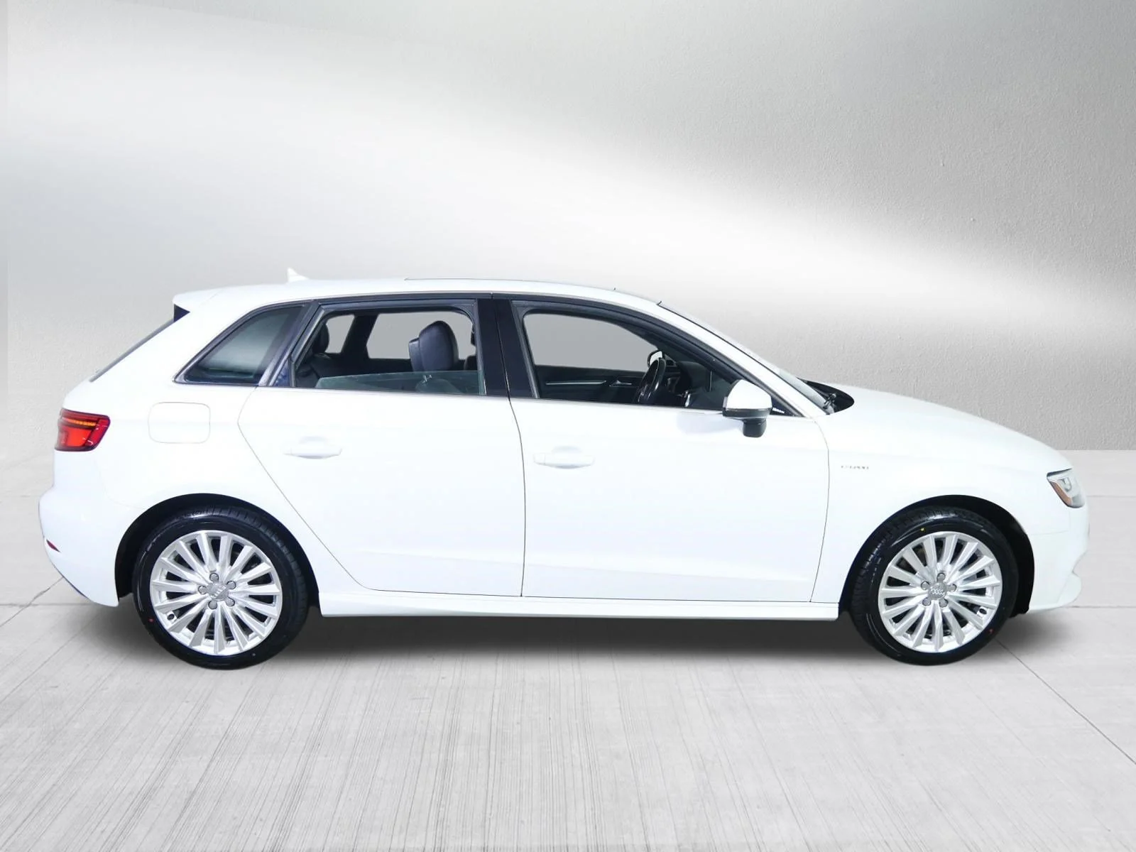 Used 2018 Glacier White Metallic Audi Prestige image 8