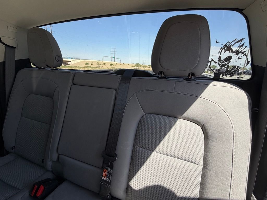 Used 2018 Silver Chevrolet LT image 14
