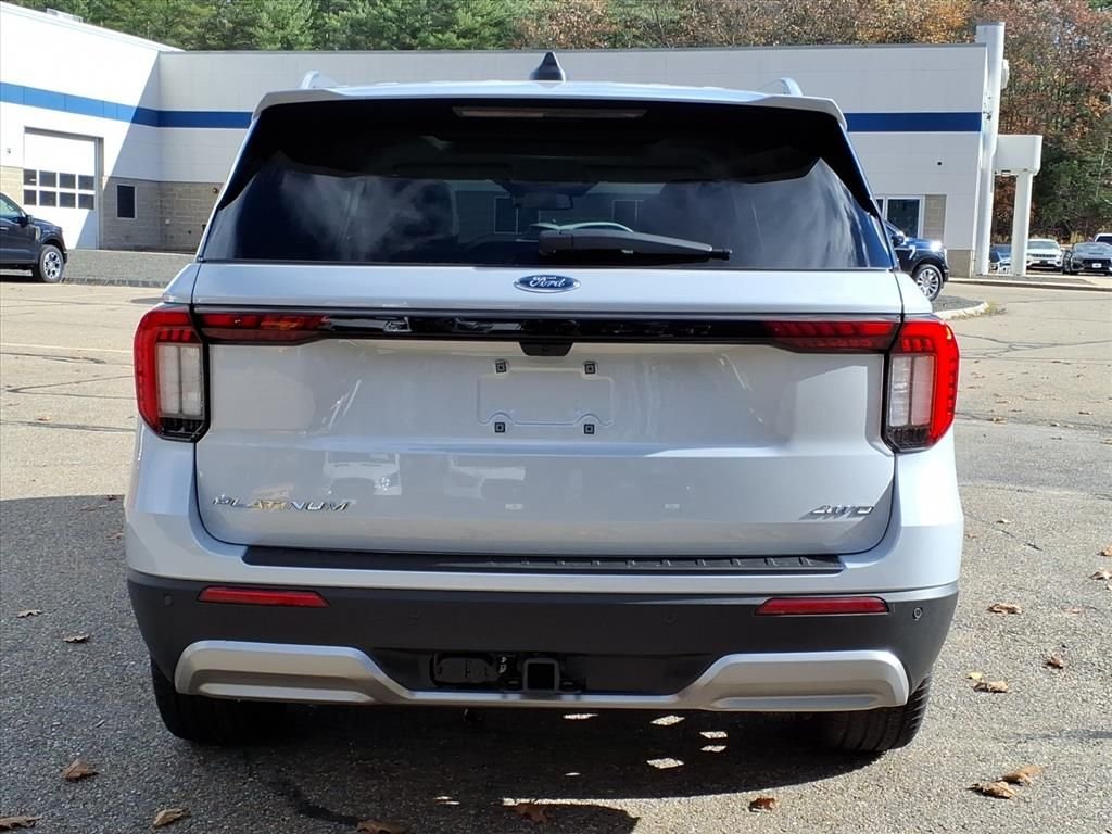 2026 Ford Explorer Platinum - Photo 6