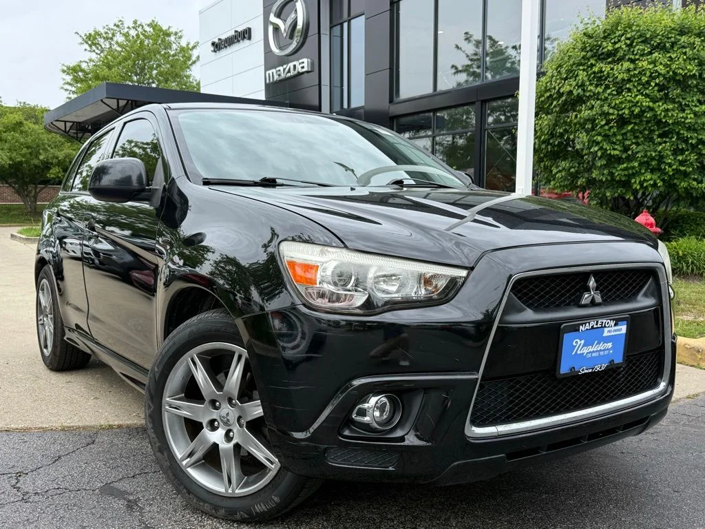2011 Mitsubishi Outlander Sport SE 4WD's photo