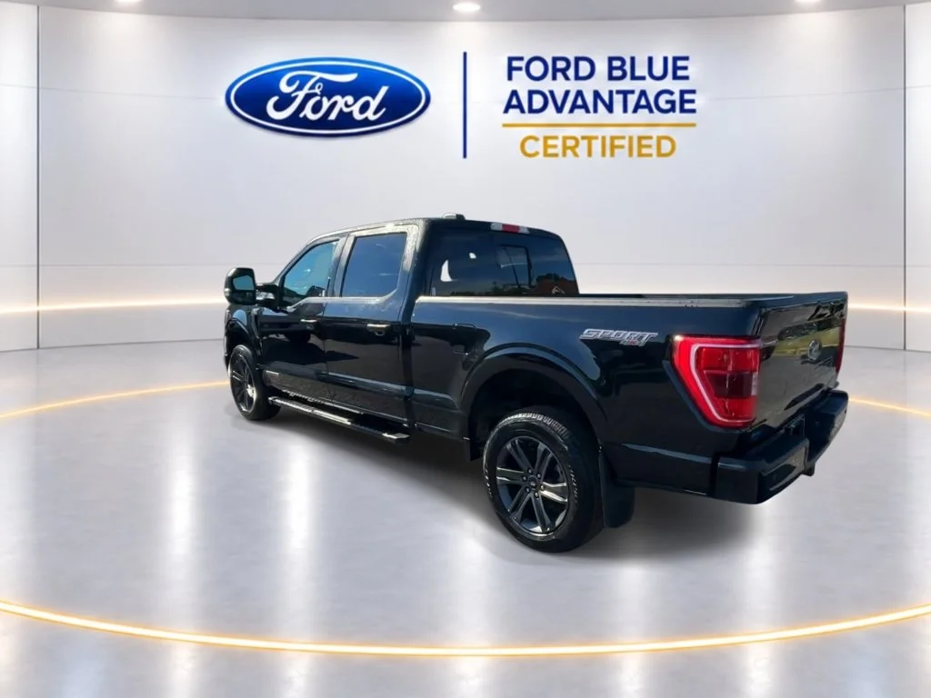 Certified Used 2023 Agate Black Metallic Ford XLT image 7