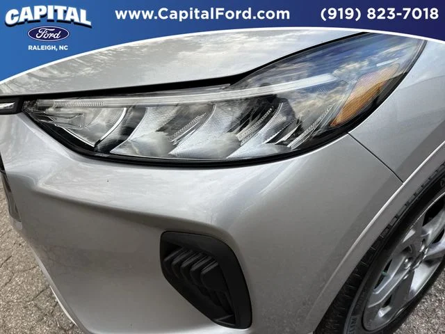 Used 2024 Silver Ford ST-Line image 11