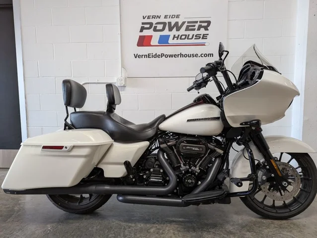 2018 Harley-Davidson® Touring FLTRXS - Road Glide Special