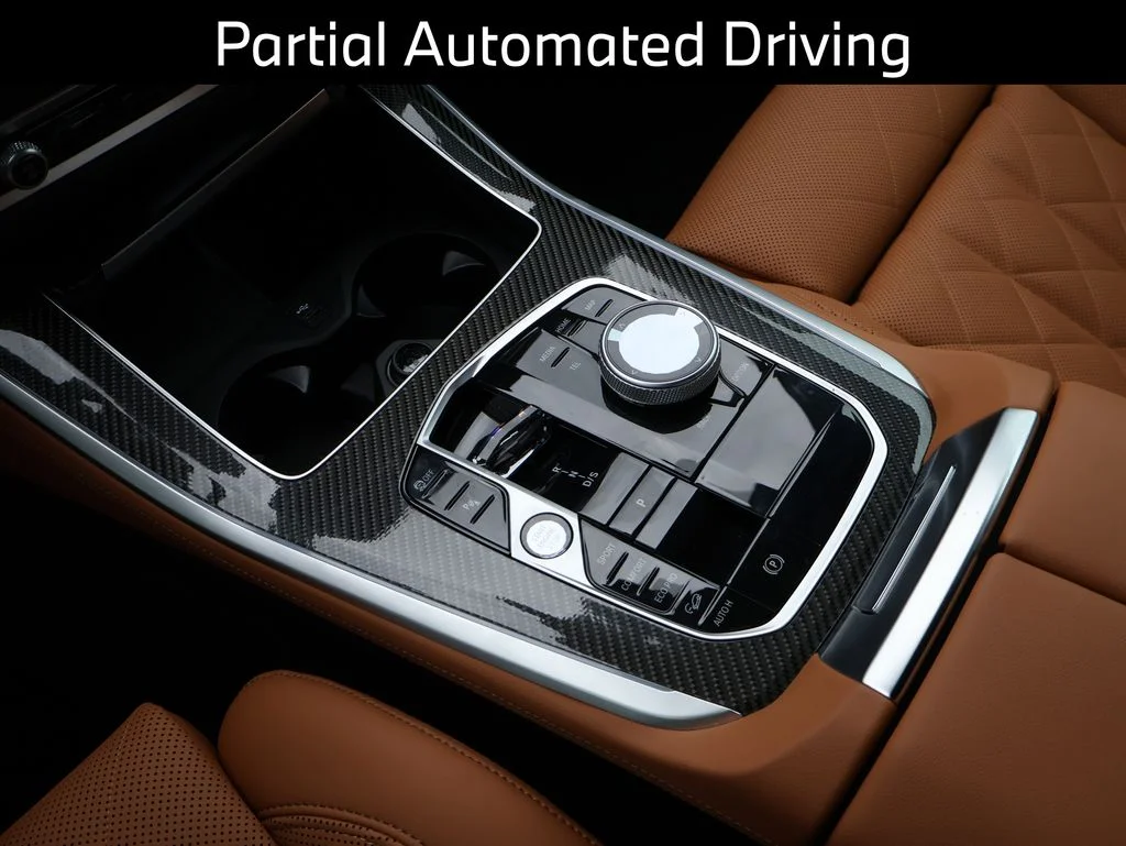 Certified Used 2026 Blue BMW M60i image 21