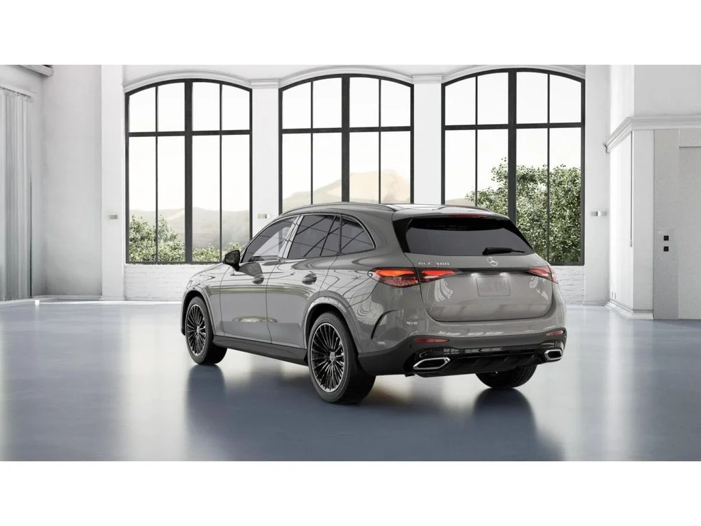 New 2027 White Mercedes-Benz GLC 300 image 28