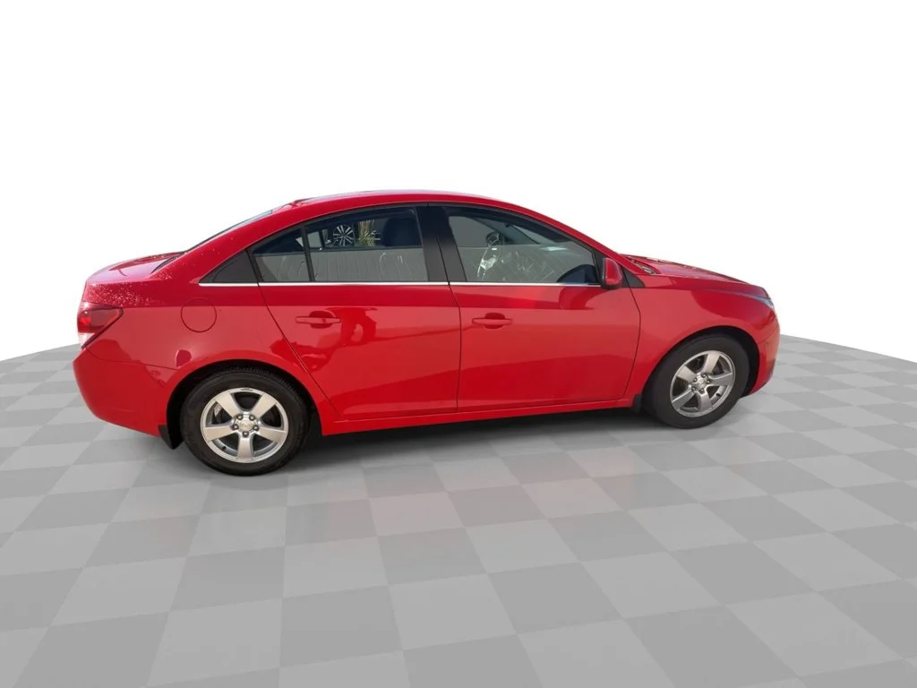 Used 2014 Red Chevrolet 1LT image 9