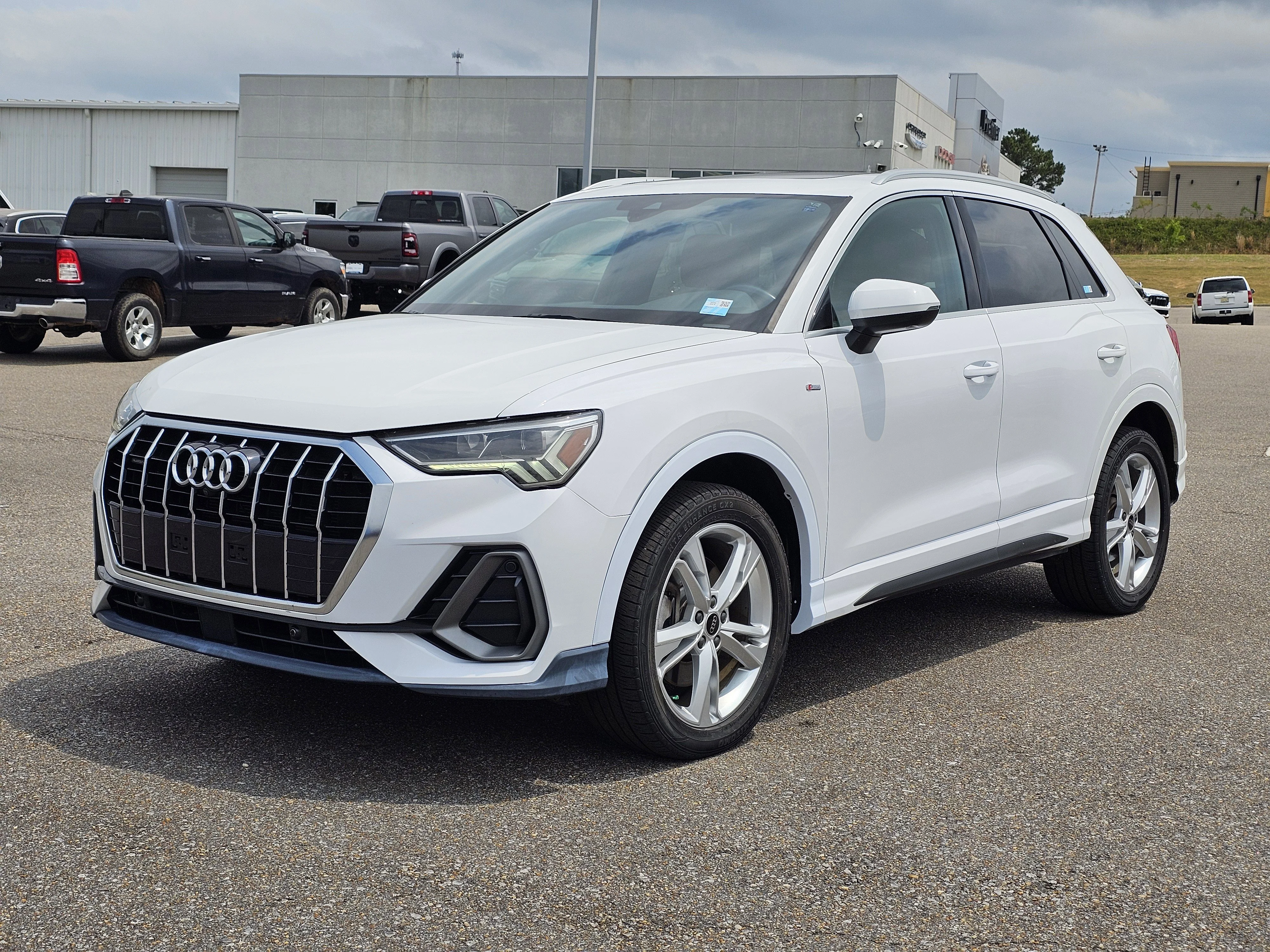 2024 Audi Q3 45 TFSI S Line Premium Plus quattro's photo