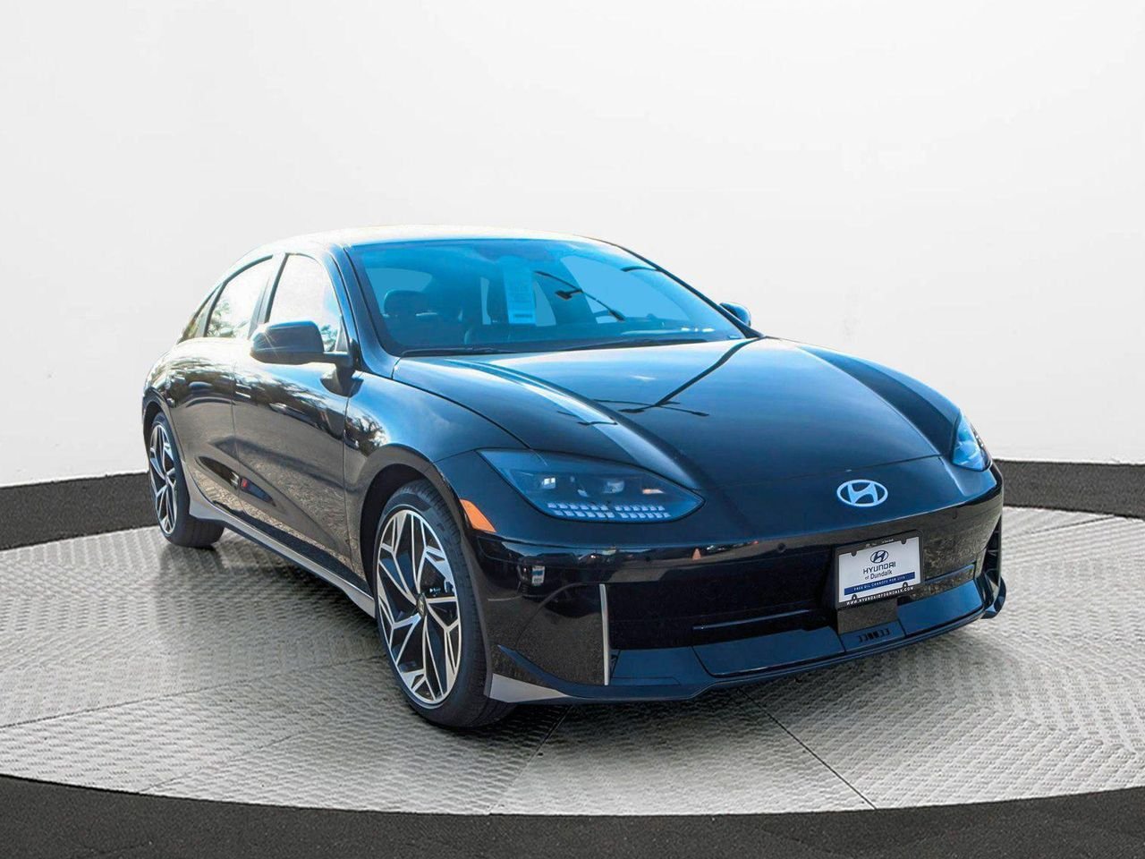 New 2024 Black Hyundai SEL image 38