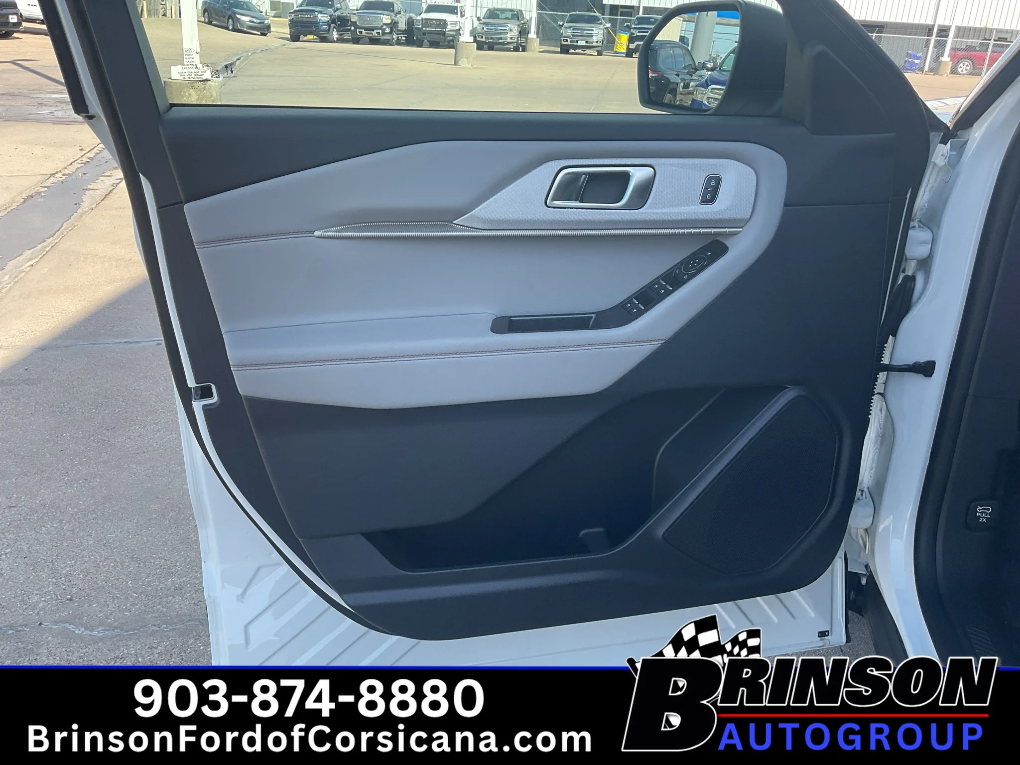 New 2026 Star White Metallic Tri-Coat Ford Active image 10
