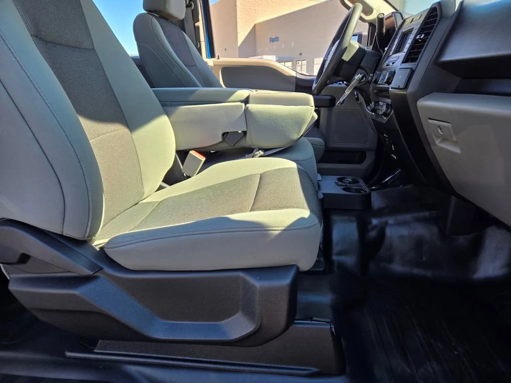 Used 2018 Lightning Blue Ford XL image 14
