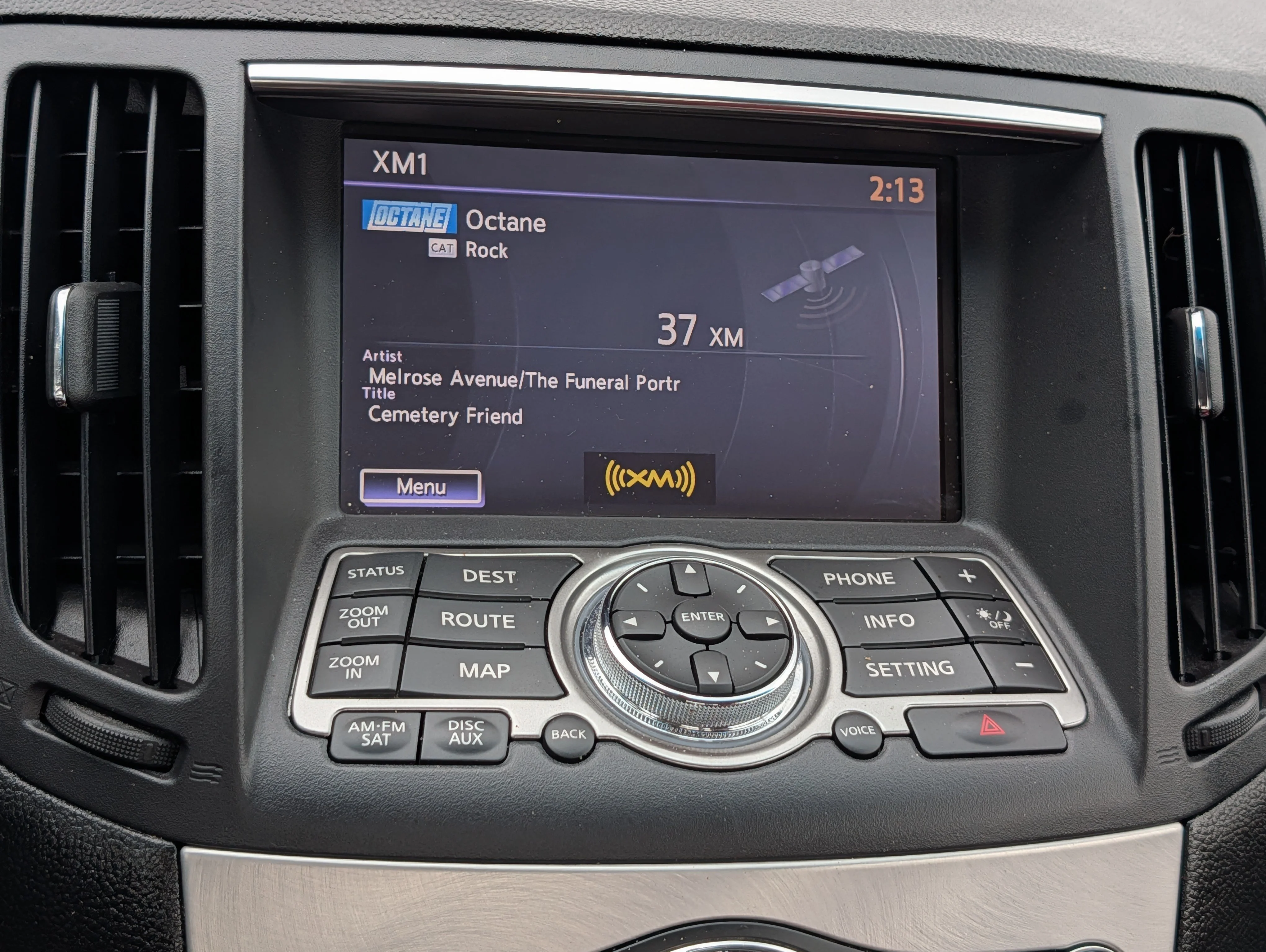 Used 2011 Malbec Black INFINITI IPL image 22