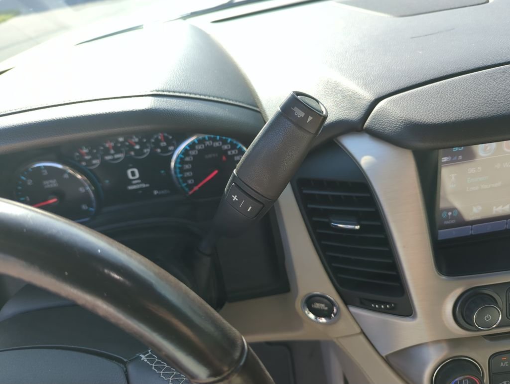 Used 2019 White GMC Denali image 23