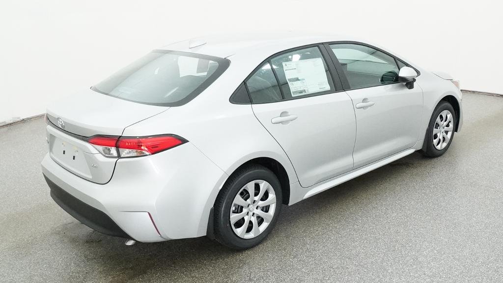 New 2027 Classic Silver Metallic Toyota LE image 18
