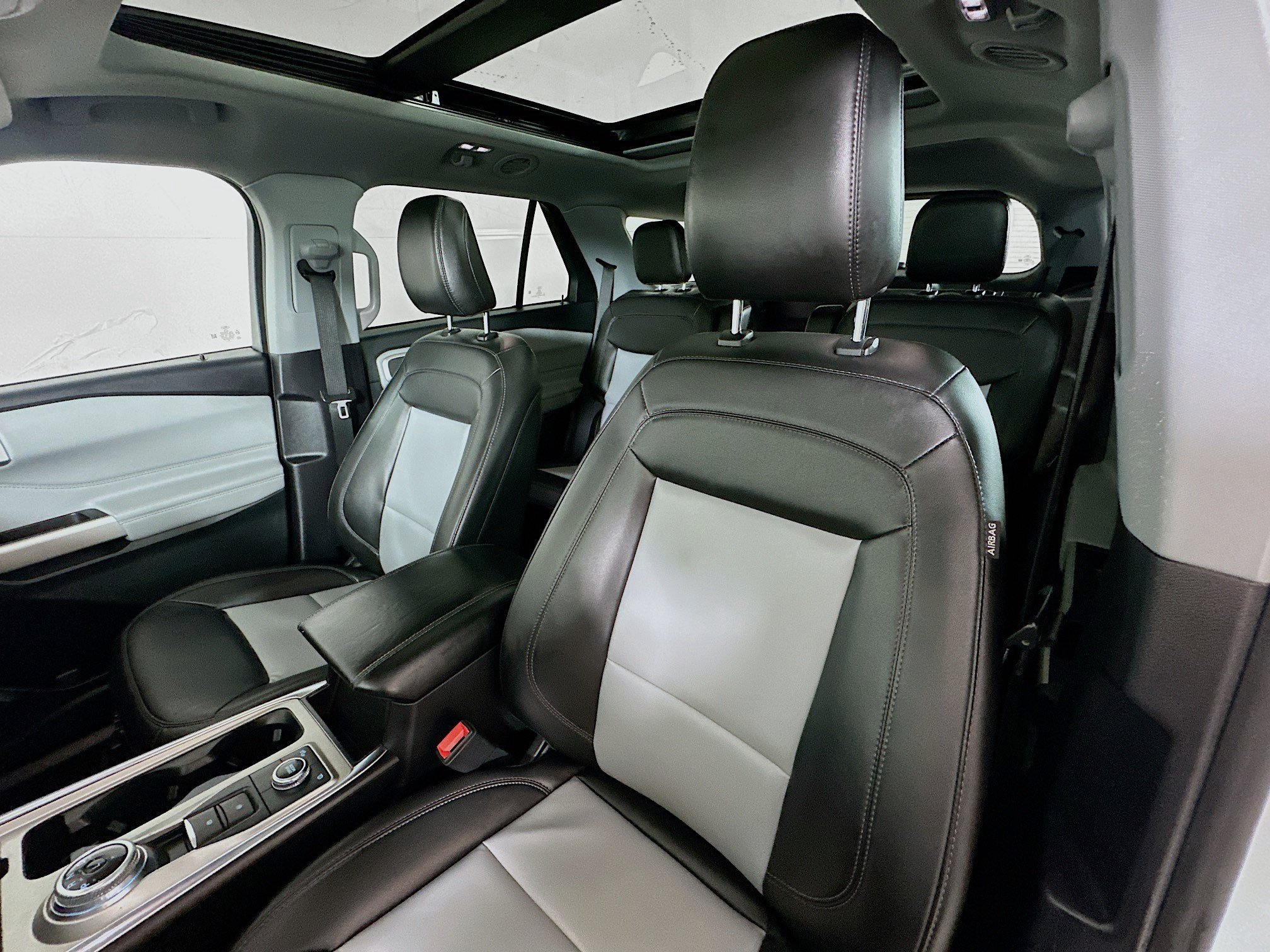 Used 2022 White Metallic Ford XLT image 20