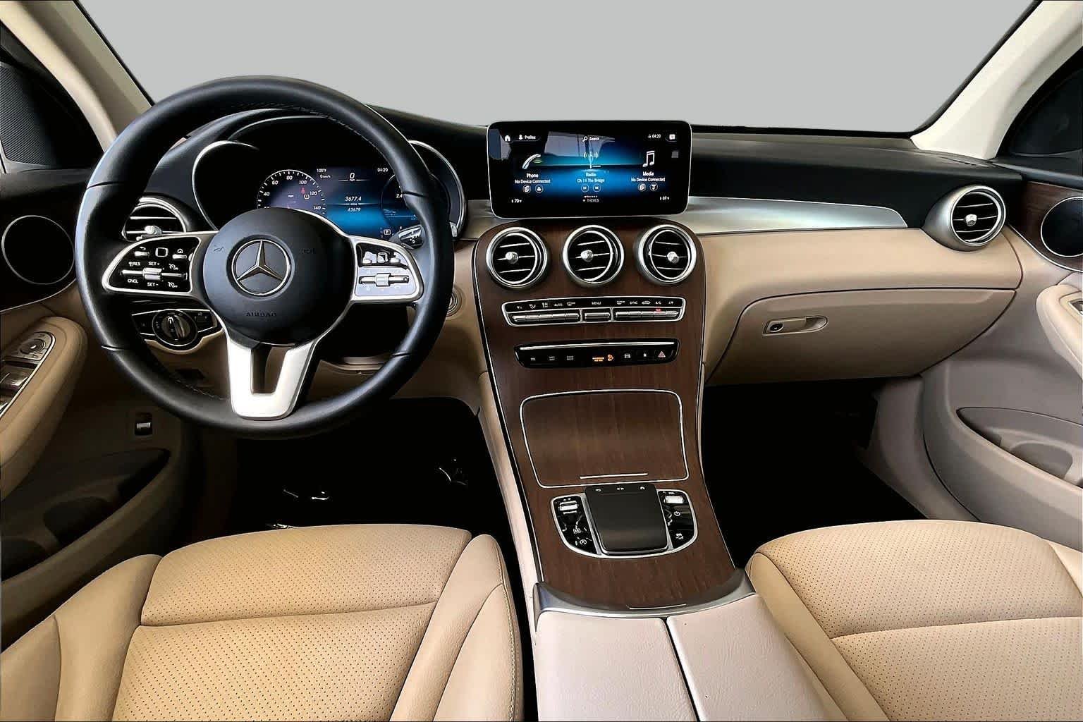 Used 2020 Polar White Mercedes-Benz GLC 300 image 14