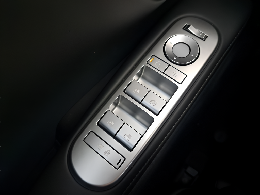 New 2026 Black Hyundai Calligraphy image 25