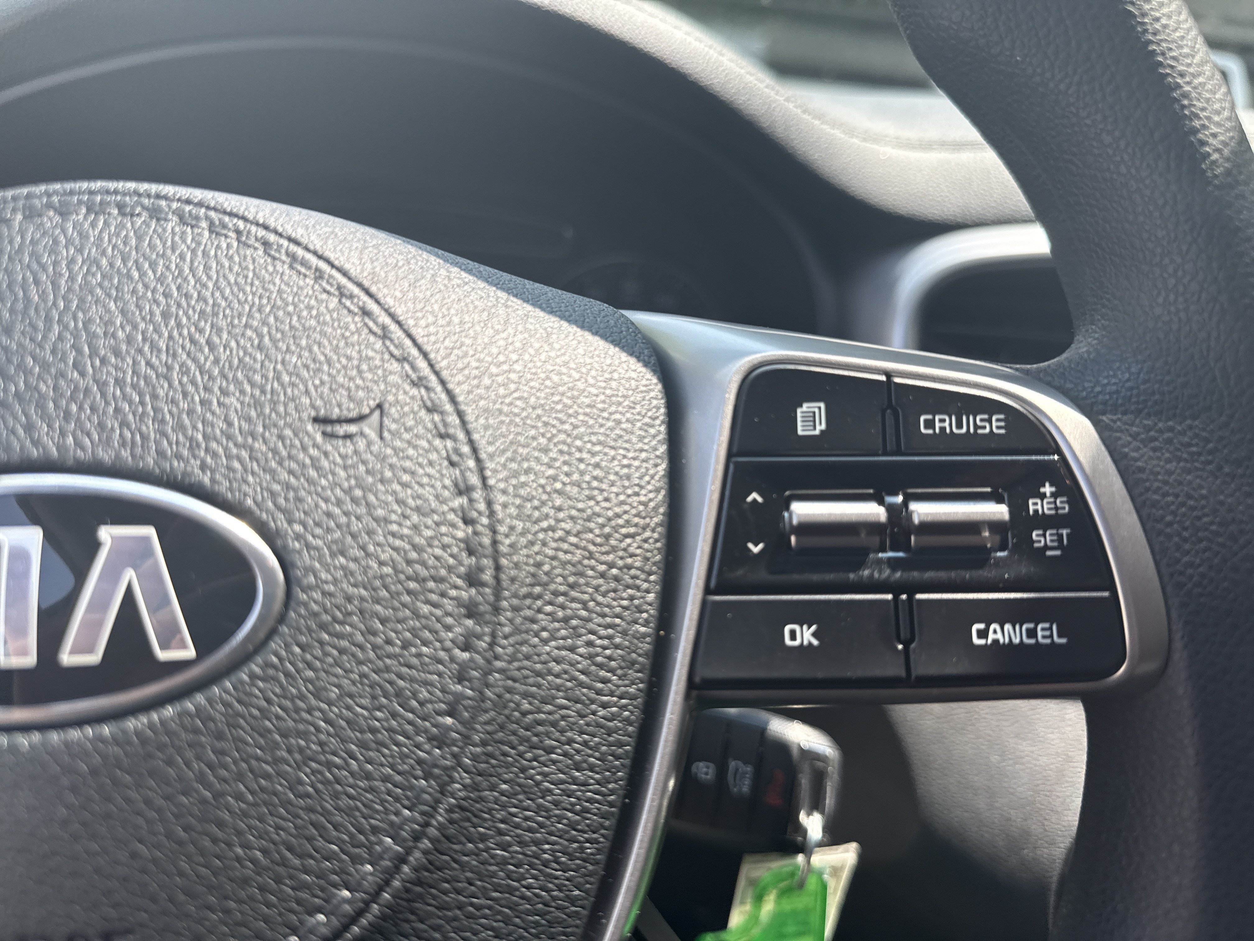 Used 2020 Everlasting Silver Kia LX image 25