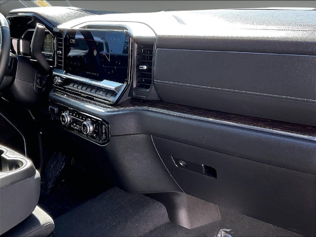 Used 2023 Sterling Metallic GMC Elevation image 14
