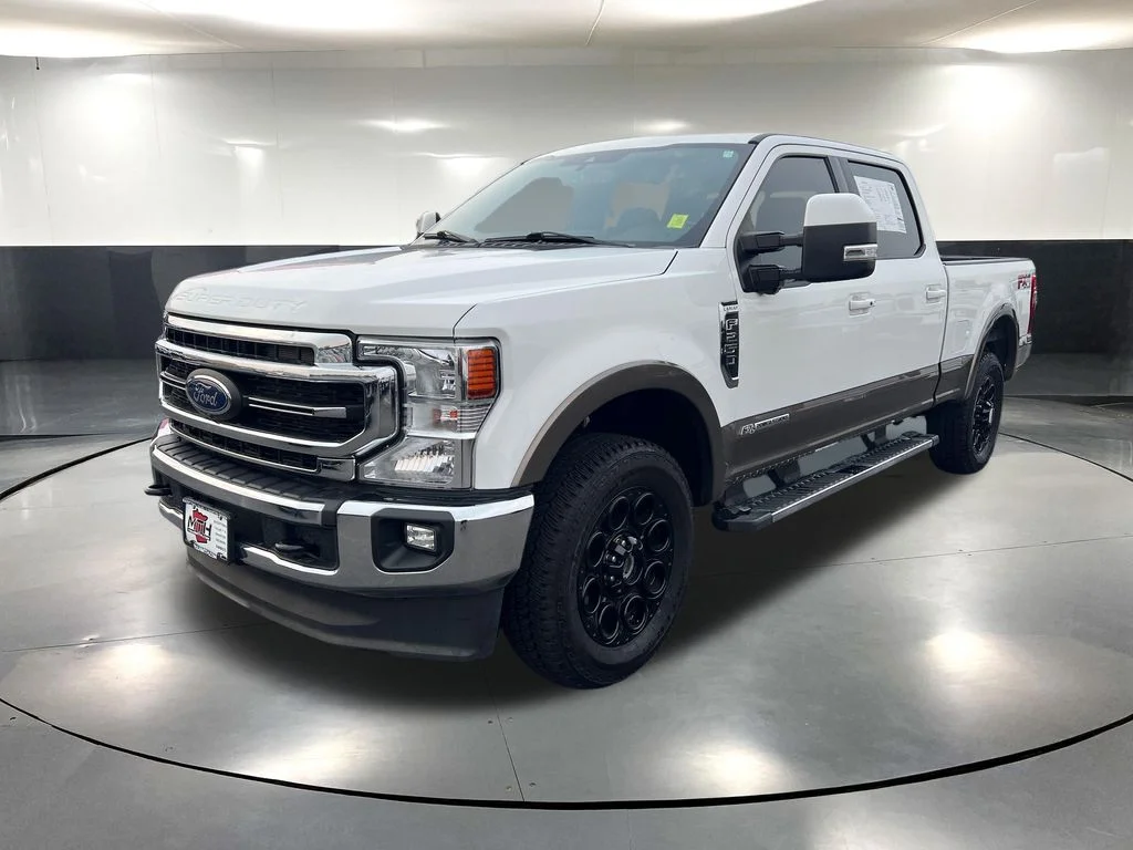 Used 2022 White Ford Lariat image 4