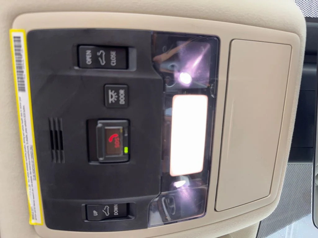 Used 2022 Black Lexus 350 image 34