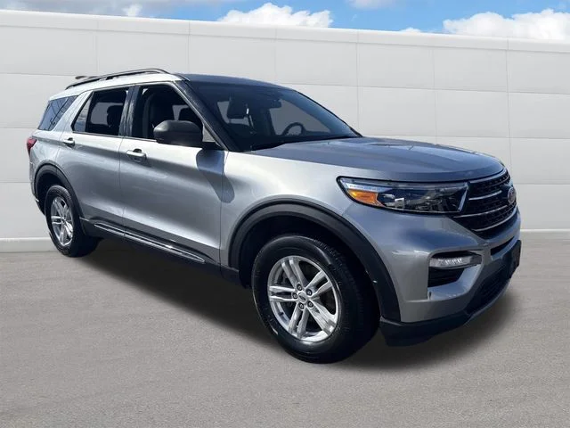 Used 2022 Silver Ford XLT image 13