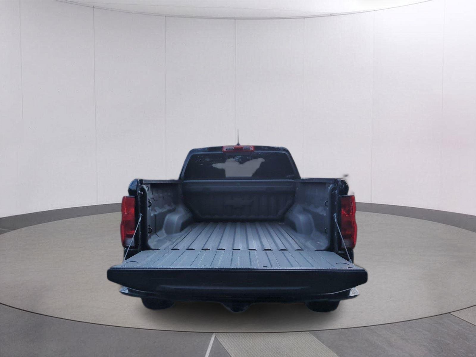 Used 2023 Black Chevrolet Trail Boss image 5