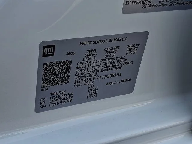 New 2026 Summit White GMC Pro image 20