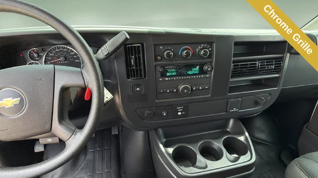 Used 2025 White Chevrolet Work Van image 13