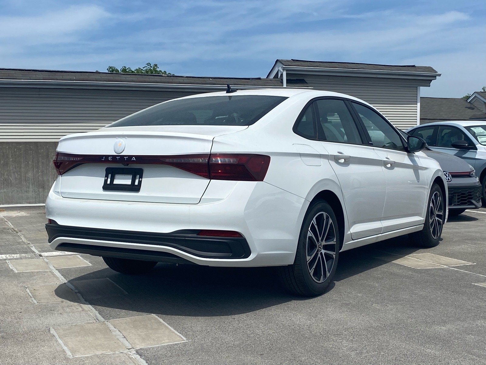 New 2026 White Volkswagen 1.5T Sport image 3