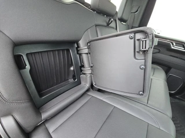 Used 2025 Gray Chevrolet LTZ image 17