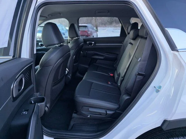 2026 Kia Sorento S - Photo 16