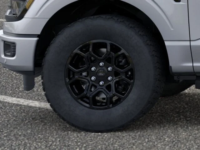 New 2026 Silver Metallic Ford XLT image 19