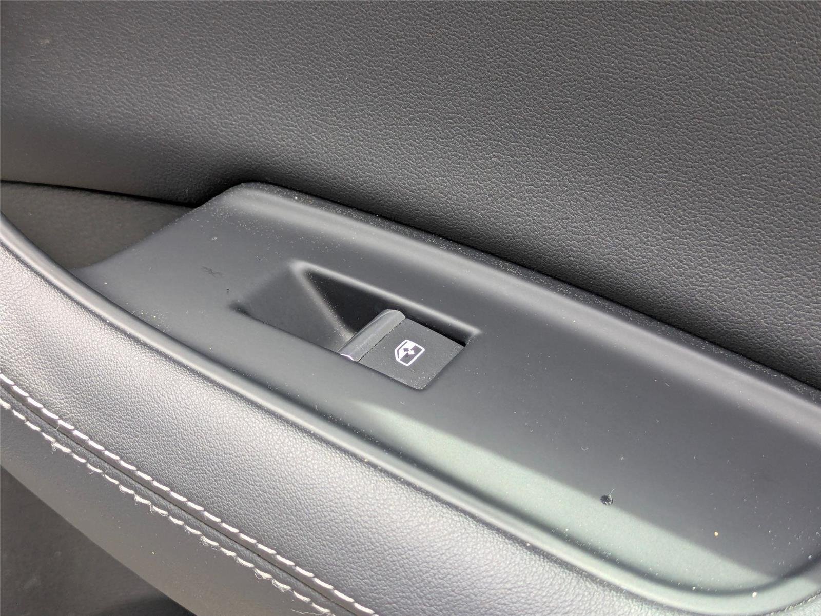 Used 2025 Glacier White Metallic Audi Premium Plus image 26