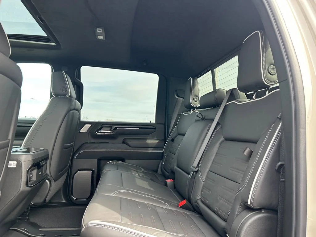 2026 GMC Sierra 2500HD AT4X - Photo 33