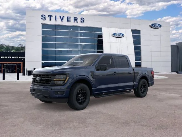 New 2026 Blue Ford XLT image 2