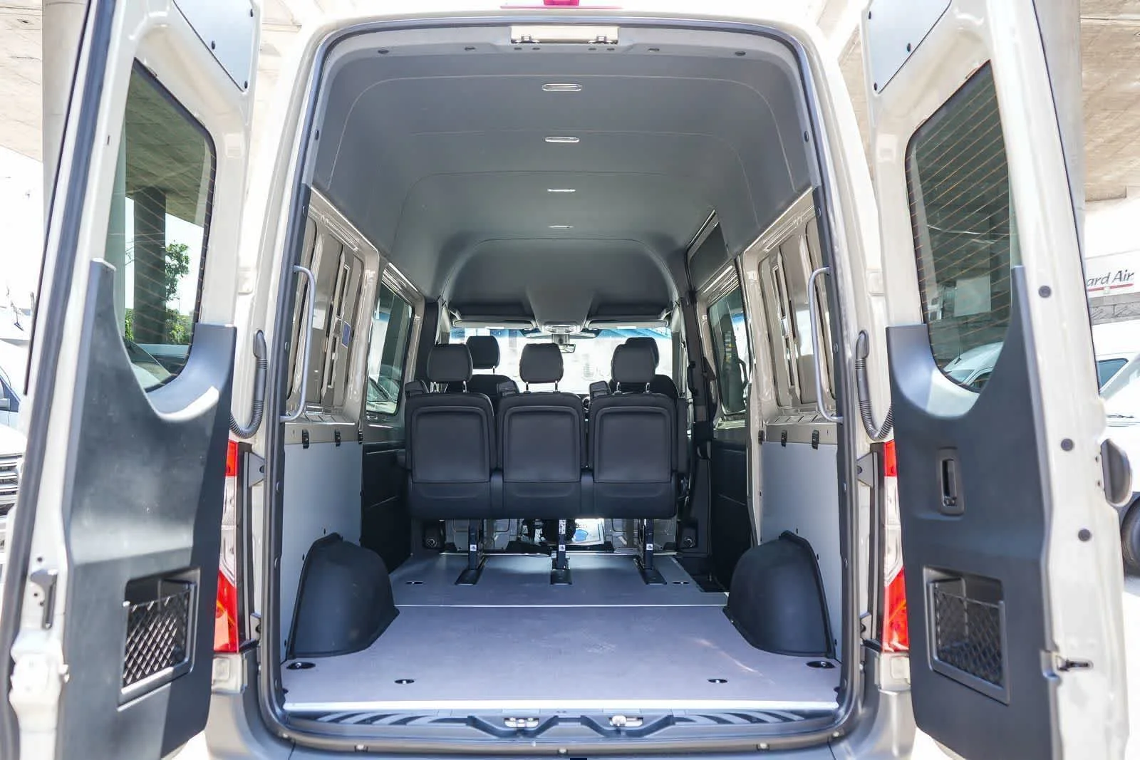 New 2026 Stone Gray Mercedes-Benz Crew 144WB High Roof RWD 2.0L I4 Diesel Turbo HO image 29