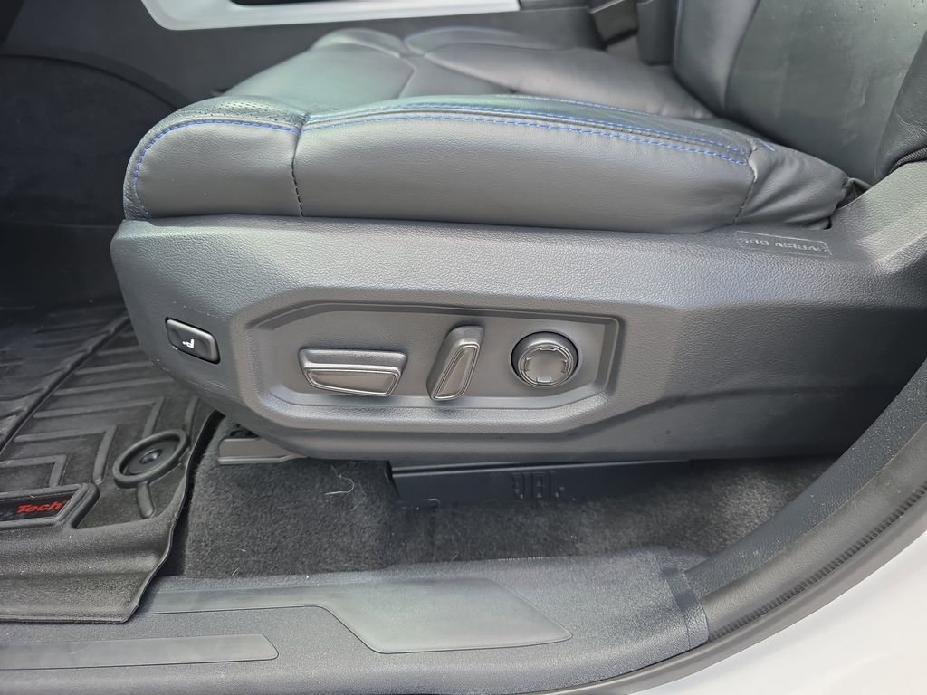 Used 2024 Beige Toyota Platinum image 12