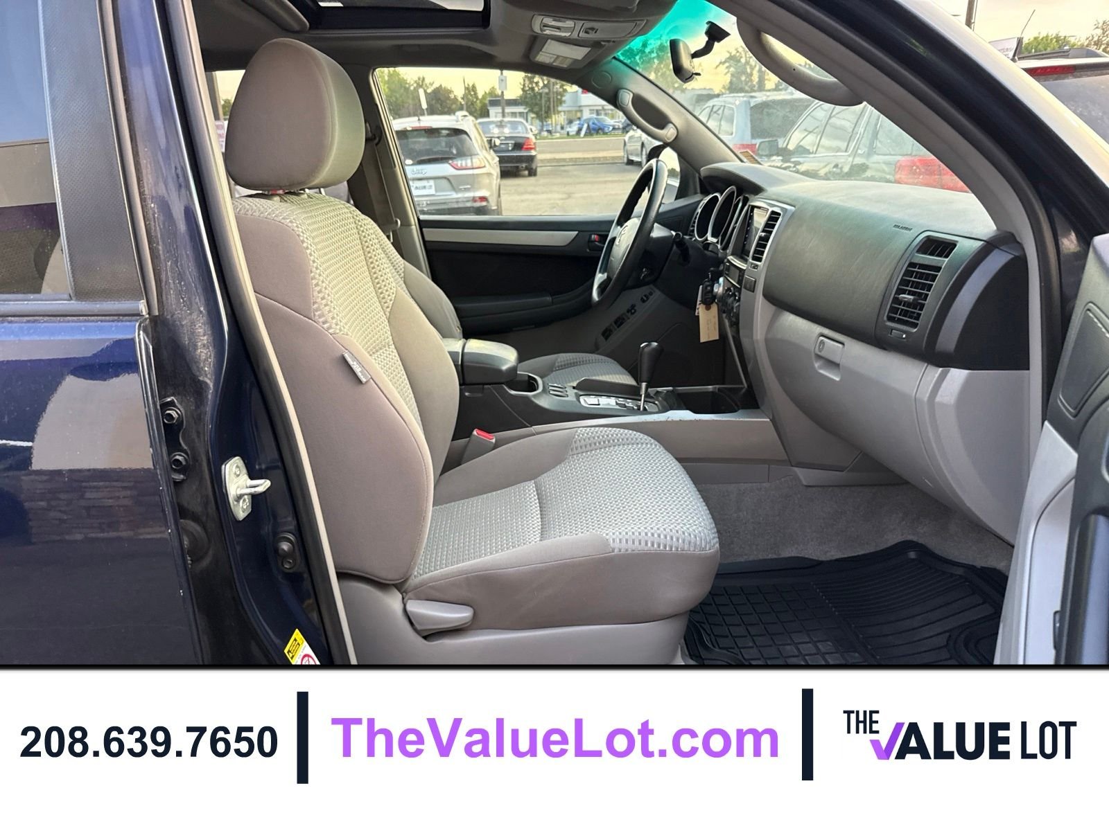 Used 2007 Blue Toyota SR5 image 12
