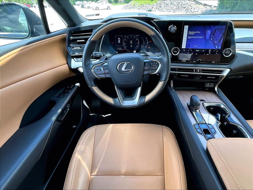 Used 2024 Black Lexus 350 Premium image 17