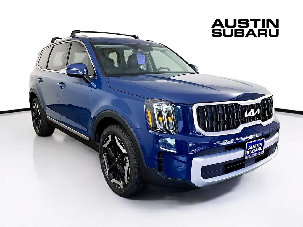 Used 2025 Black Kia EX image 1