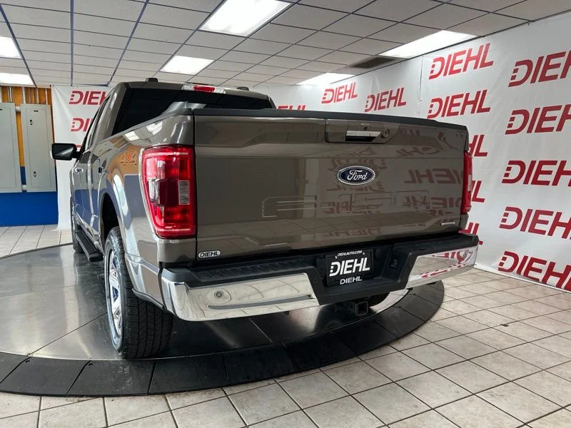 Used 2021 Gray Ford XLT image 3
